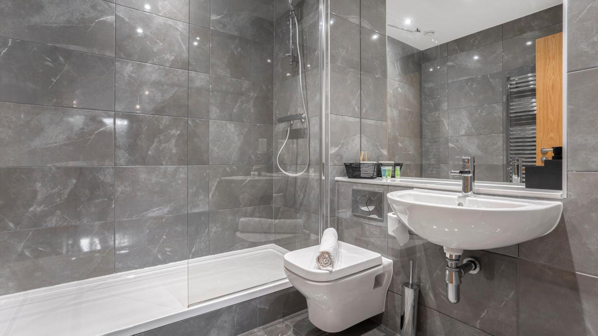 Axium Escape- 2 Bed Apartment, Birmingham City Centre Экстерьер фото